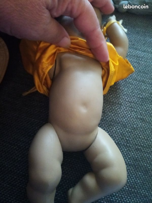 MAGNIFIQUE POUPÉE ANCIENNE PETIT COLIN ASIATIQUE EN CELLULOÏD - 27 cm