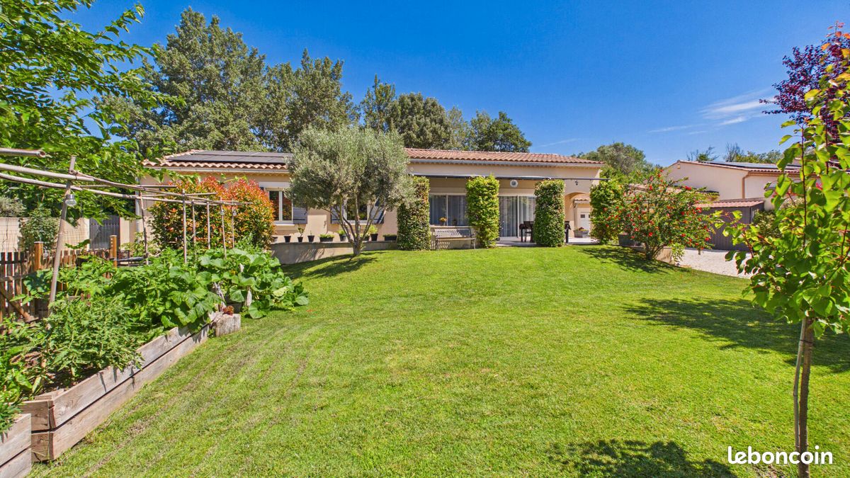Maison 5 pièces 138 m² · à Eyragues · 138 m² · 620 000 €