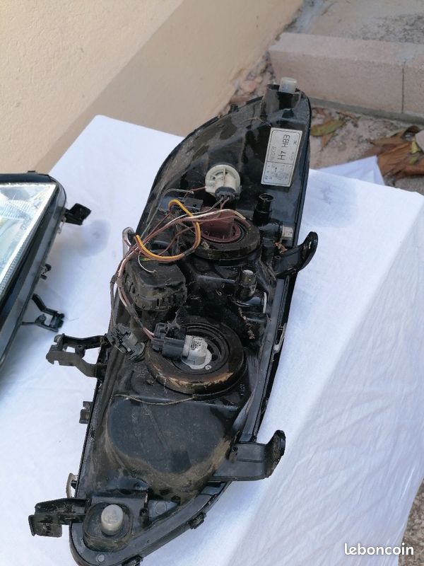 Phares opel zafira (image 2)