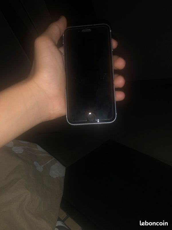 Iphone SE 2020 tout neuf (image 2)
