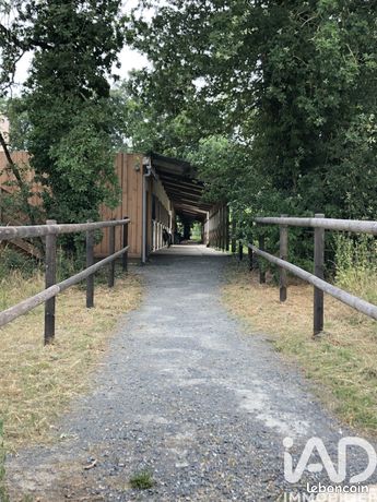 Propriété 18 pièces 353 m²
