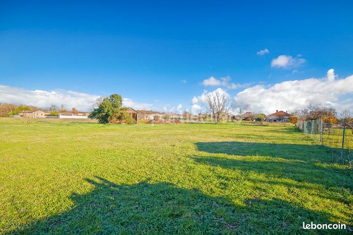 Terrain 850 m² Coufouleux