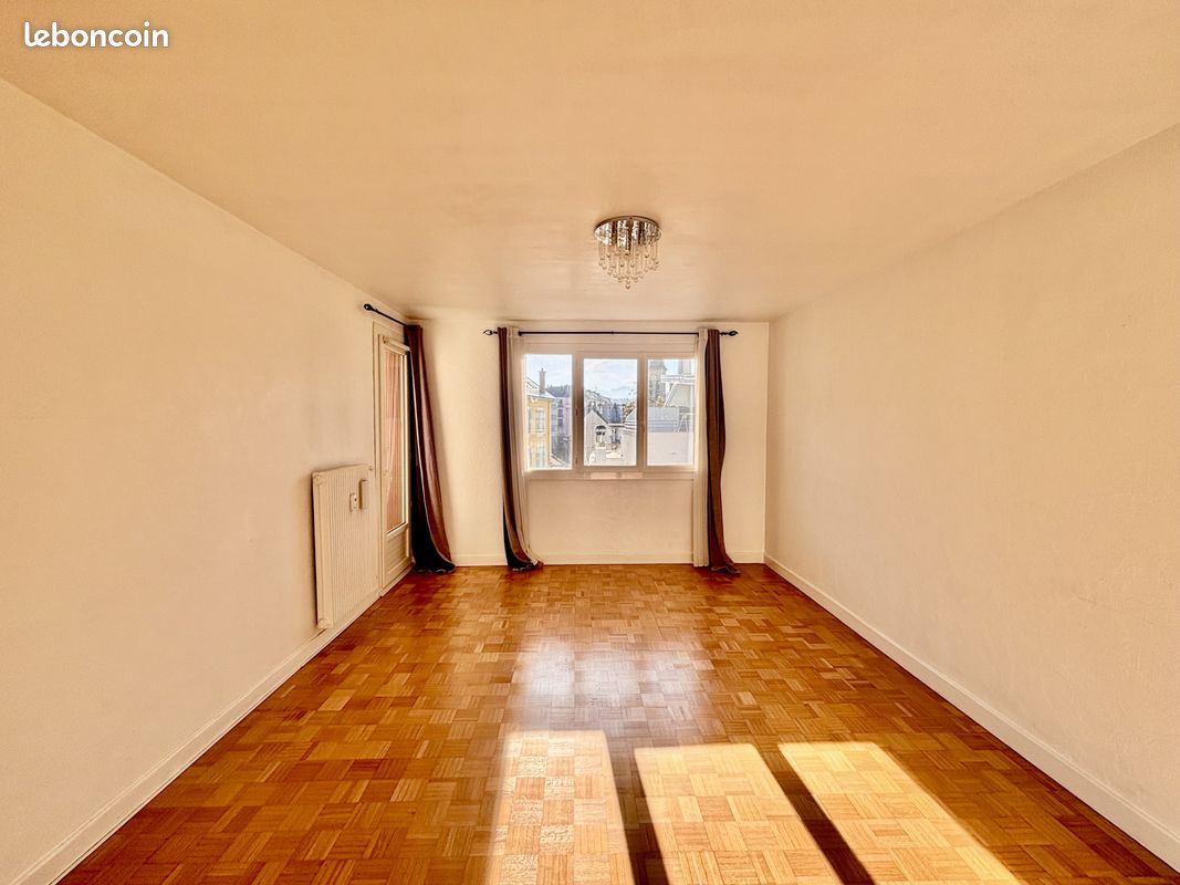 Appartement 3 pièces 64 m² · à Chambéry · 64 m² · 196 000 €