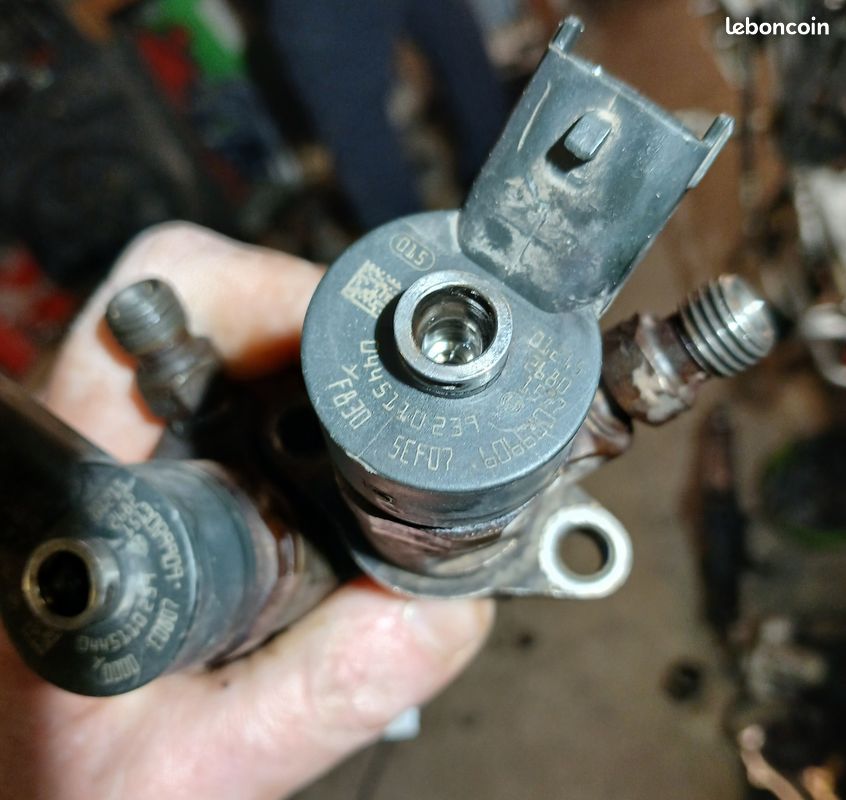 Injecteur Berlingo phase 1 1,6 L HDI (image 2)
