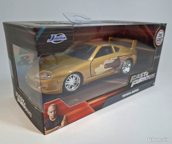 JADA TOYS - Voiture Blanche du Film Fast & Furious 8 - NISSAN WRX STI