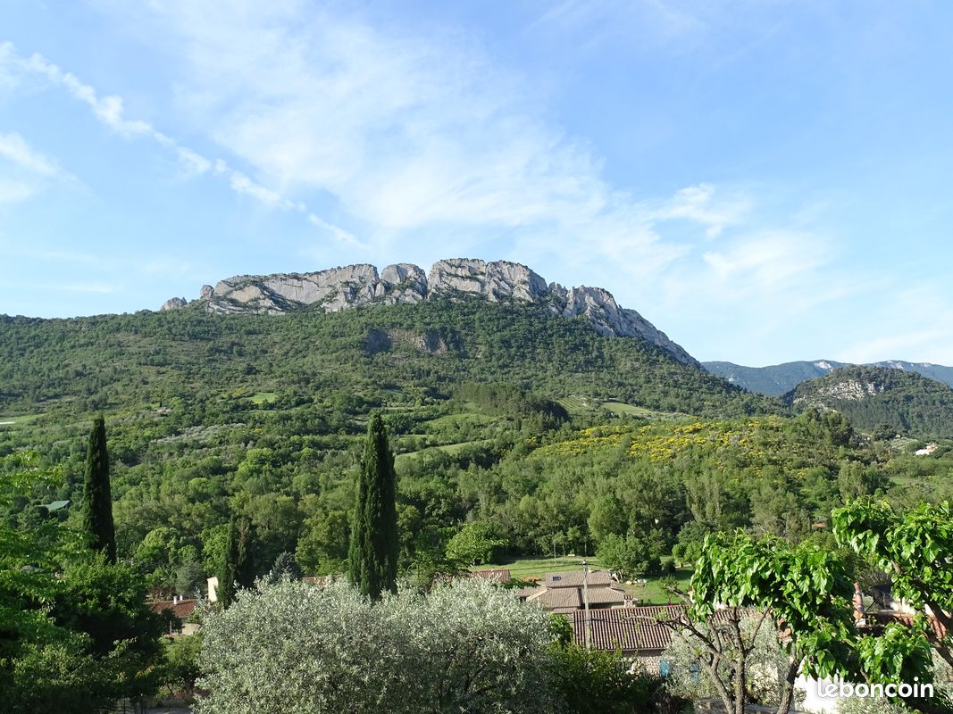 Gîte avec piscine 4 personnes Buis les Baronnies Locations saisonnières
