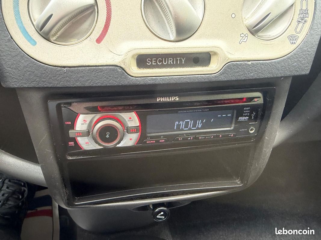 TOYOTA YARIS 85 VVT-i Linéa Luna/PAIEMENT 10X EN CB (image 3)