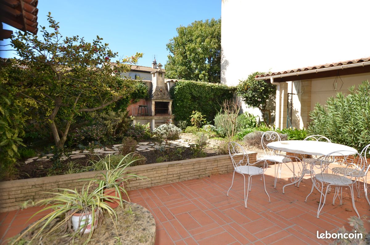 Maison 4 pièces 122 m² · à Milhaud · 122 m² · 335 000 €