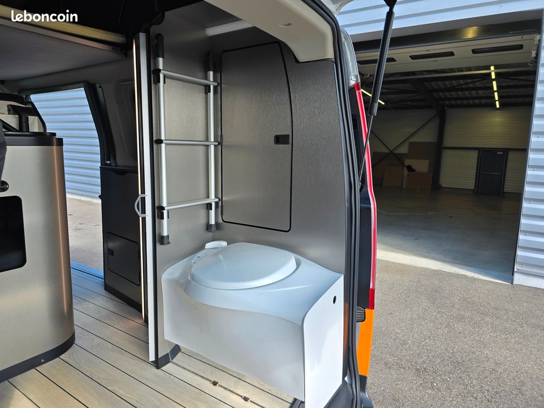 Ford custom l2h1 nugget plus 340 active 150ch wc/eau chaude/immat france pas de malus/dispo juin (image 15)