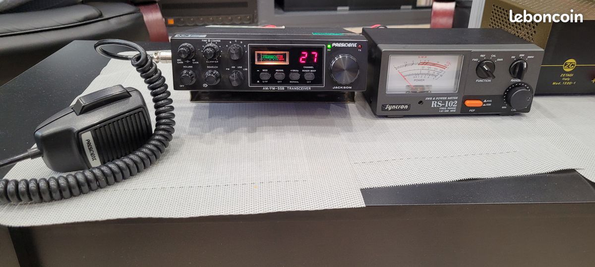 Rare cb philips 369,22cx fm/ cb cibie citizen band vintage à Chamouillac | Clasf image-video
