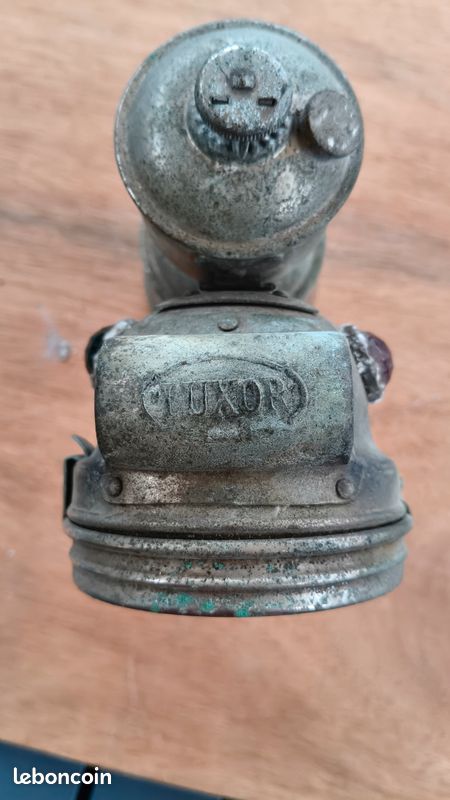 Phare lampe à carbure acétylène LUXOR pour vélo ancien - Collection