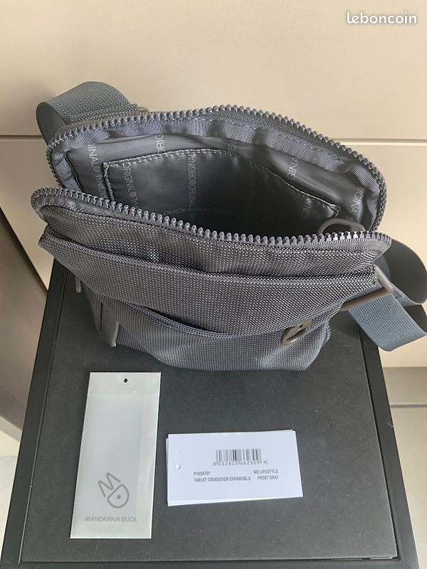 MANDARINA DUCK sac à épaule bandoulière MD20 Crossover Zip M Iron