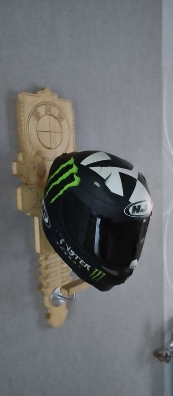 Support casque de moto mural - Équipement moto