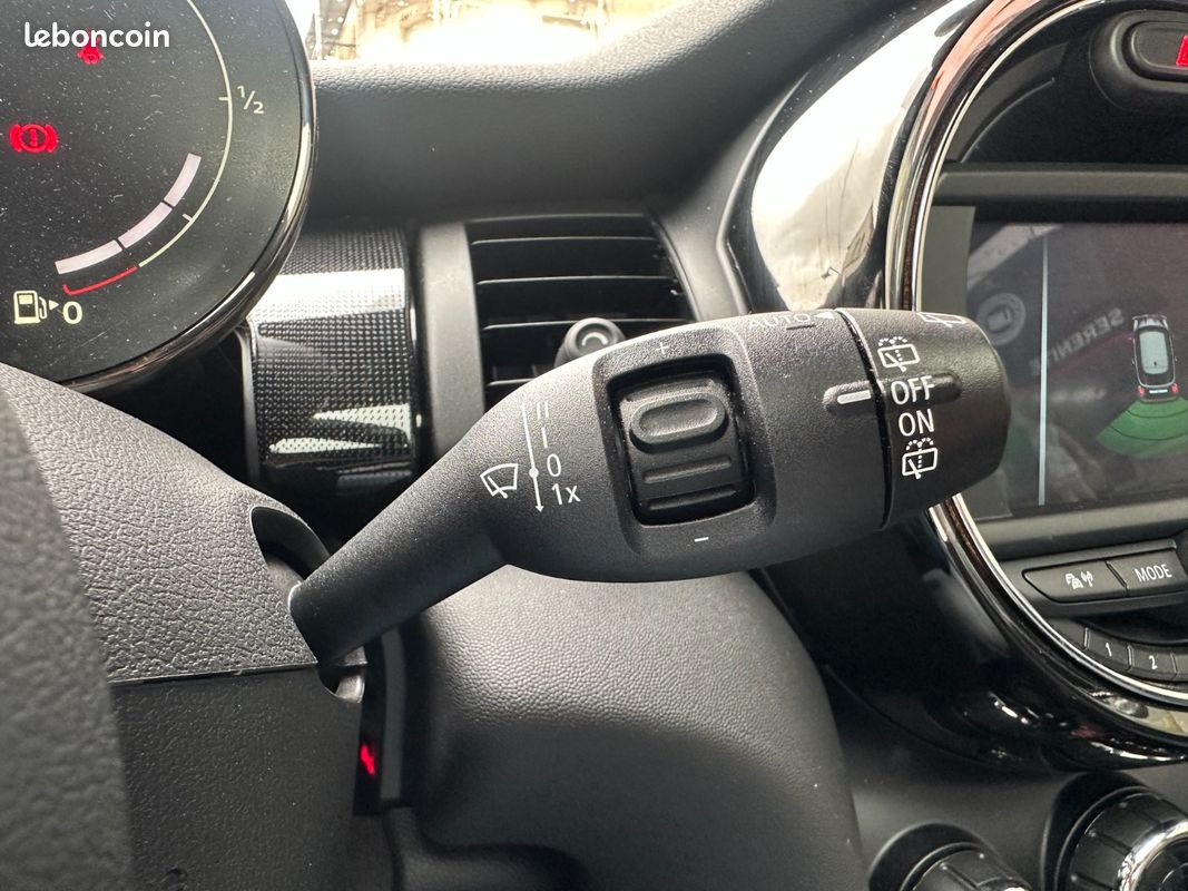 Mini cooper s 2.0 l greenwich / toit ouvrant / apple carplay / pneus avant neuf (image 27)