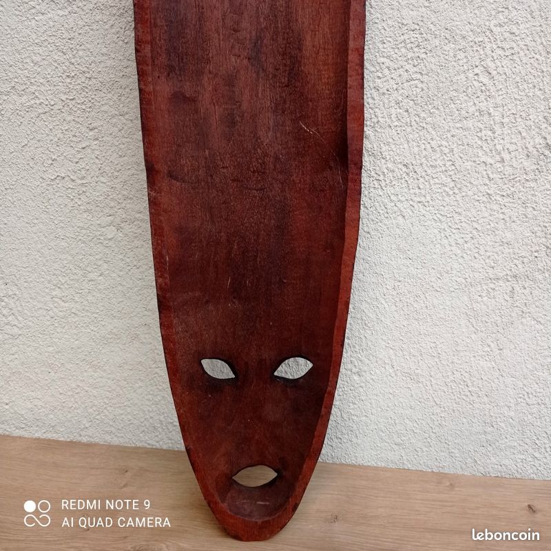 Masque africain en bois sculpté (image 7)