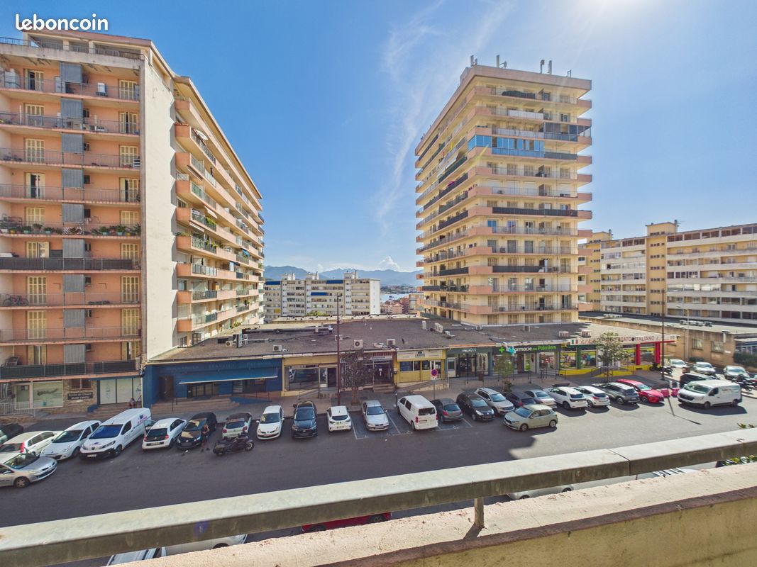 Appartement 4 pièces 90 m² · à Ajaccio · 90 m² · 365 000 €