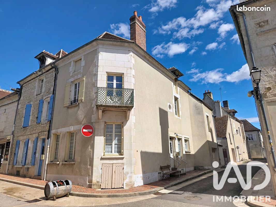 Maison 4 pièces 85 m² · à Saint-Bris-le-Vineux · 85 m² · 70 000 €