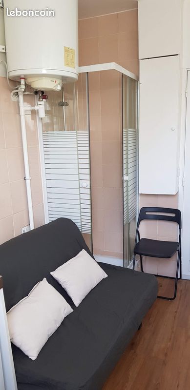 Appartement 1 pièce 9 m² · à Paris · 9 m² · 490 €/mois