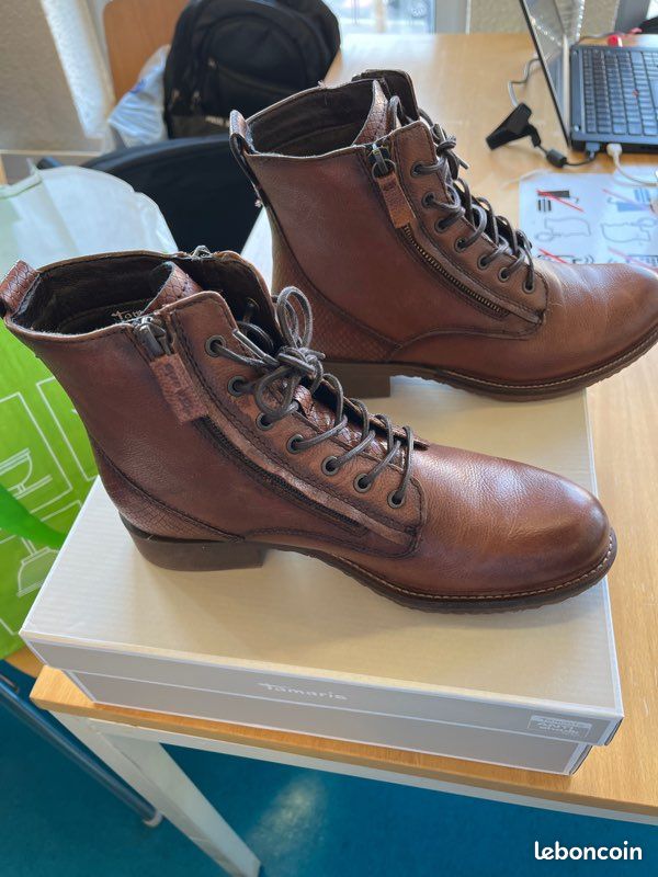À vendre chaussures hautes pour femme (image 3)