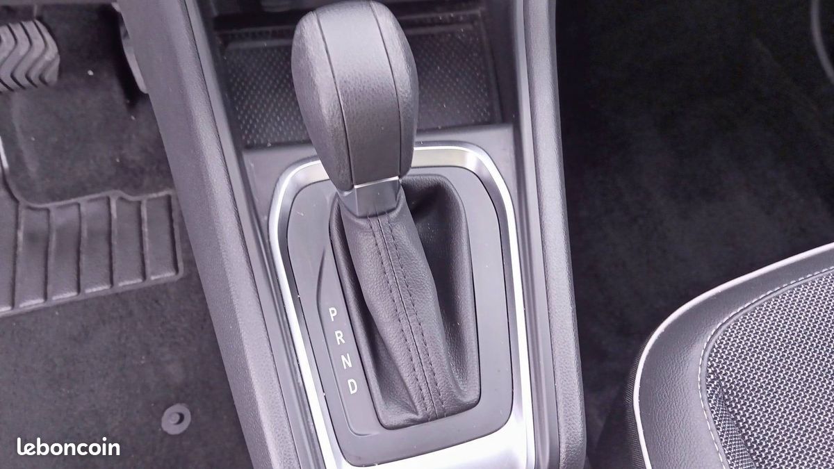 Renault captur mild hybrid 160 edc techno (image 15)