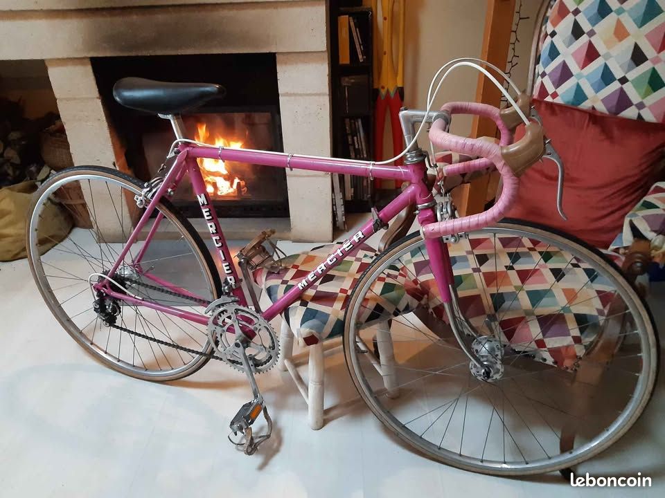 Vélo De Course Mercier Vintage – Cadre Rose – Vélo Route Rétro