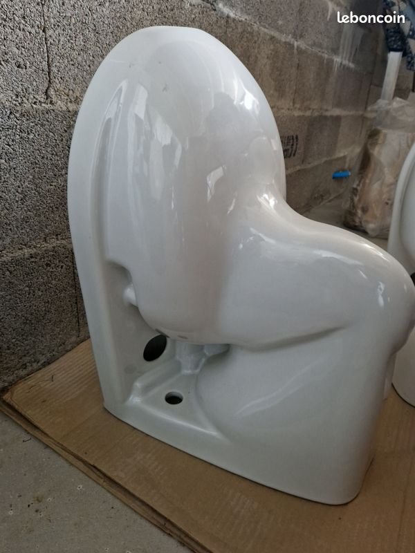 Cuvette wc suspendu neuve (image 2)