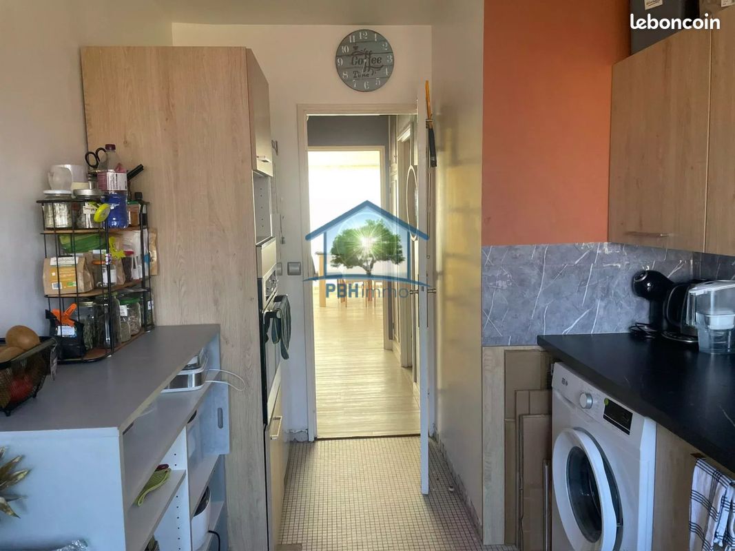 Appartement 4 pièces 83 m² · à Pontoise · 83 m² · 189 000 €
