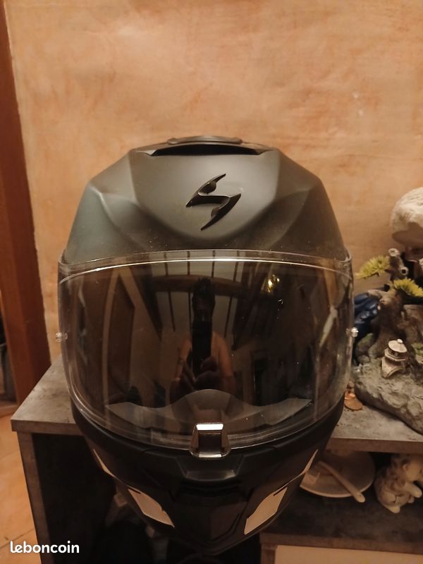 Casque Scorpion neuf (image 1)