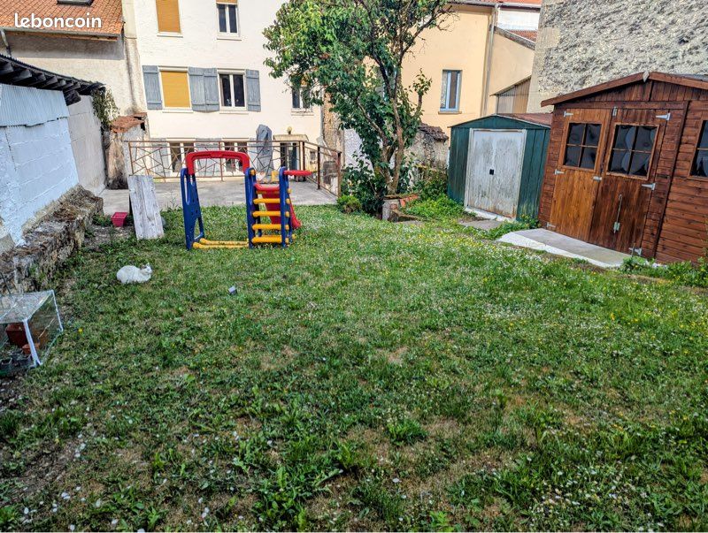 Appartement 4 pièces 140 m² · à Bar-le-Duc · 140 m² · 860 €/mois