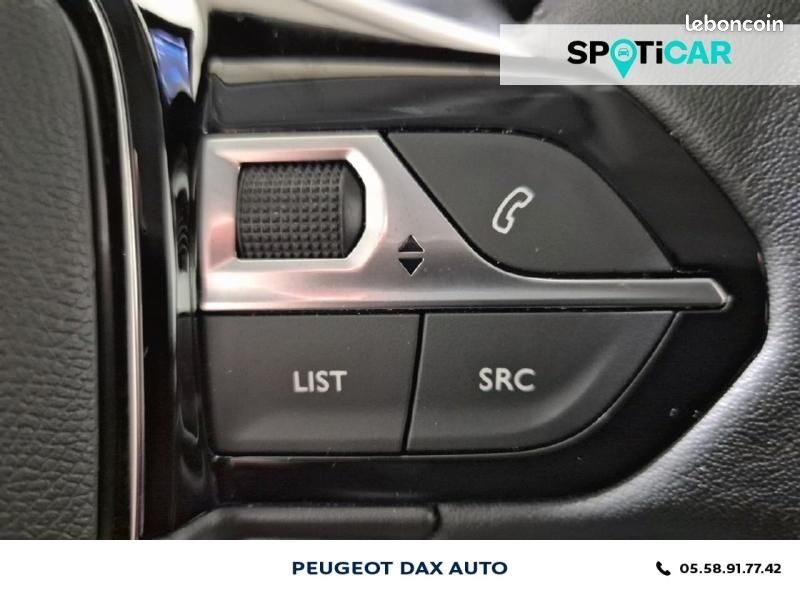 Peugeot 208 1.2 PureTech 100ch S&S Style (image 27)