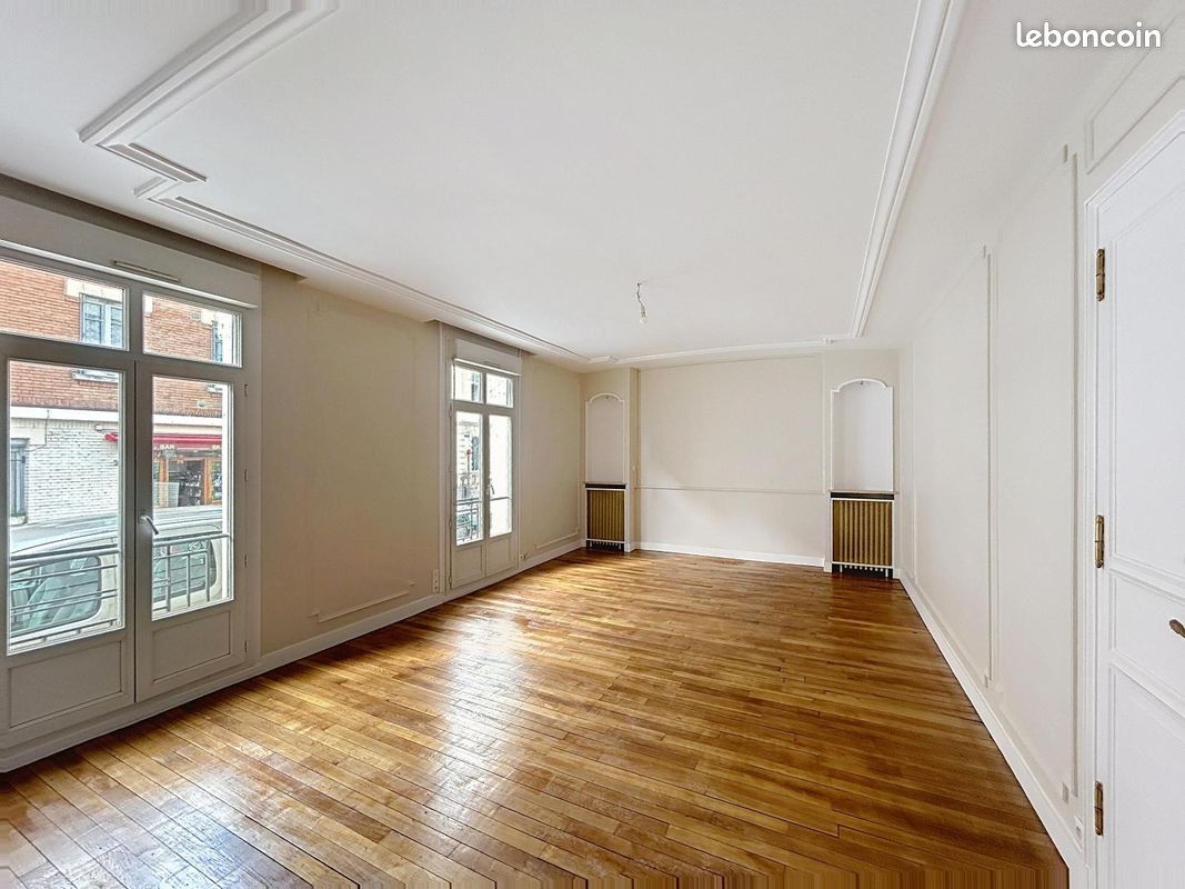 Appartement 6 pièces 172 m² · à Reims · 172 m² · 2 150 €