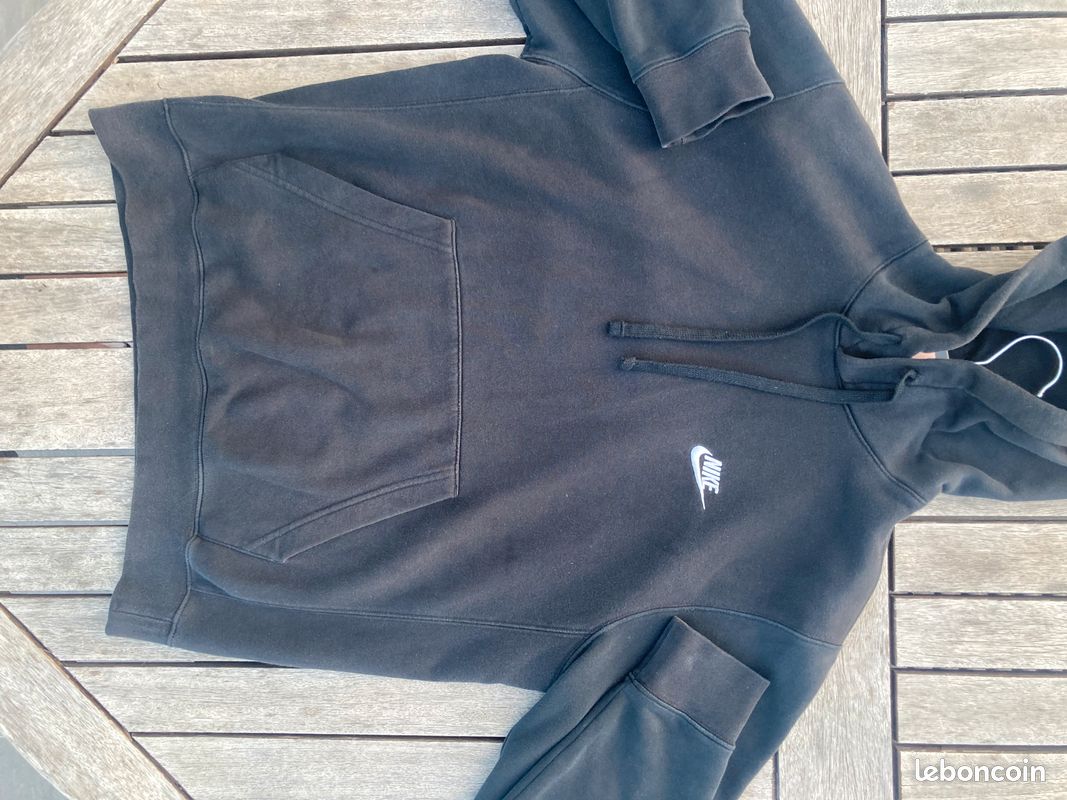 Pull nike (image 1)