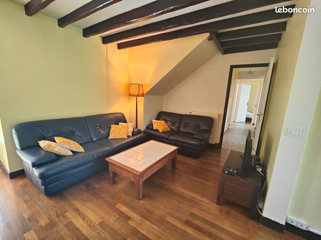 Appartement 4 pièces 79 m² · à Mortefontaine-en-Thelle · 79 m² · 970 €