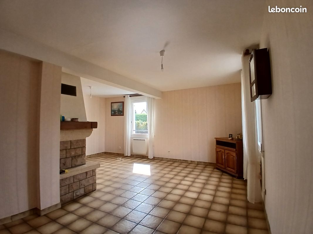 Maison 6 pièces 110 m² · à Précigné · 110 m² · 178 000 €