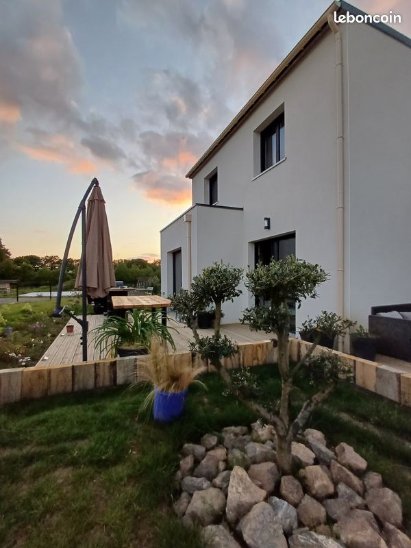 Maison 5 pièces 101 m² · à Louargat · 101 m² · 920 €/mois