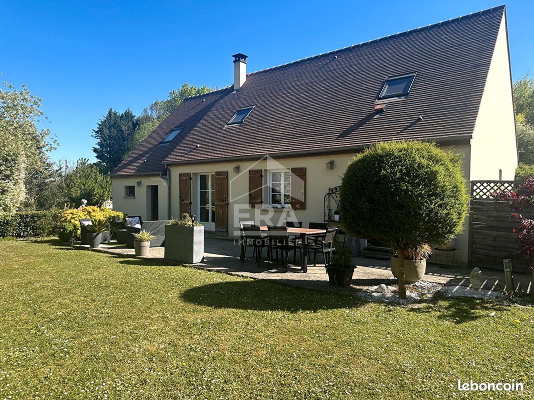 Maison 6 pièces 155 m² · à Blennes · 155 m² · 279 000 €