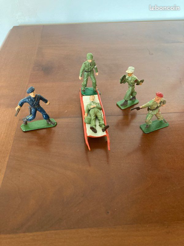 Figurine 1/32 Starlux - Chasseur Alpin Tireur à Genoux, Série Ordinaire - Très Bon état