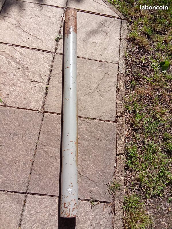 1 tube poteau long: 121cm diam; 75mm (image 1)
