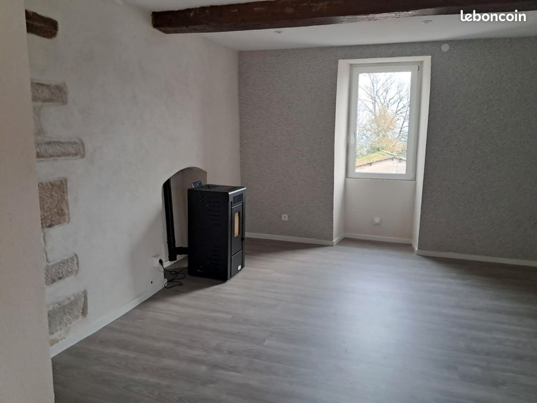 Appartement 3 pièces 72 m² · à Sombernon · 72 m² · 600 €/mois