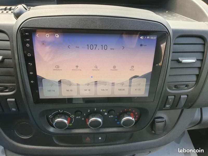 Renault Trafic FOURGON L2H1 3T 2.0 Blue dCi 150ch Randger 535 Van (image 19)