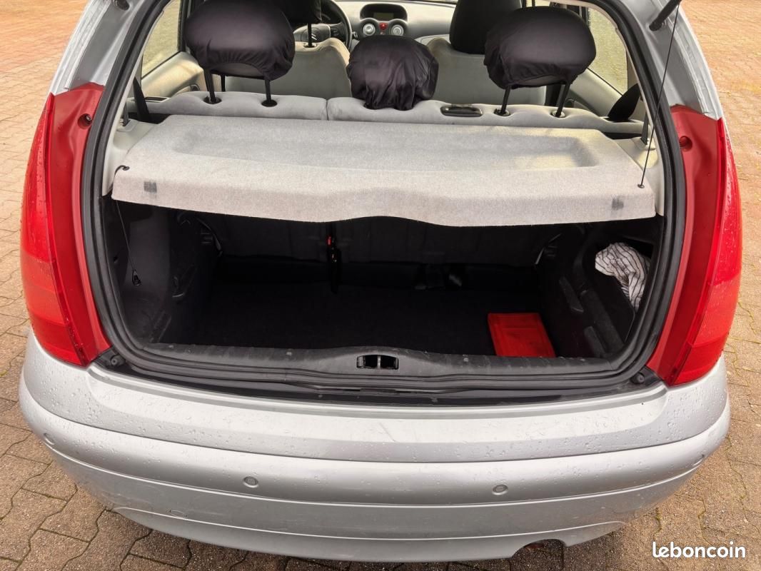 Citroën C3 1.4 i 75 CH (image 8)