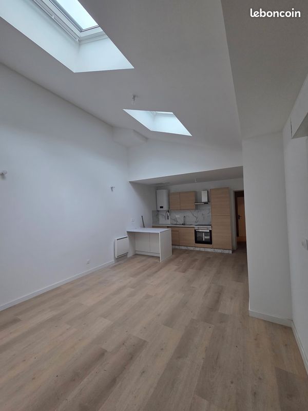 Appartement 2 pièces 60 m² · à Raismes · 60 m² · 650 €/mois