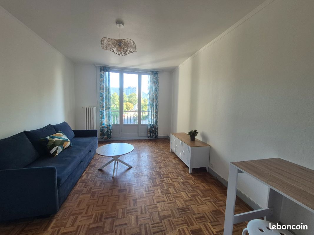 Appartement 3 pièces 55 m² · à Saint-Martin-d'Hères · 55 m² · 370 €/mois