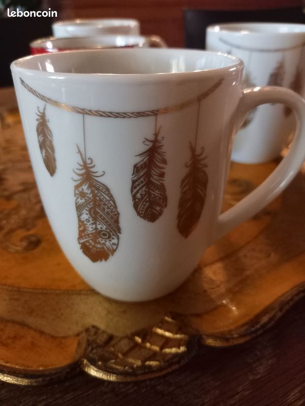 Lot de 4 mugs neufs (image 2)