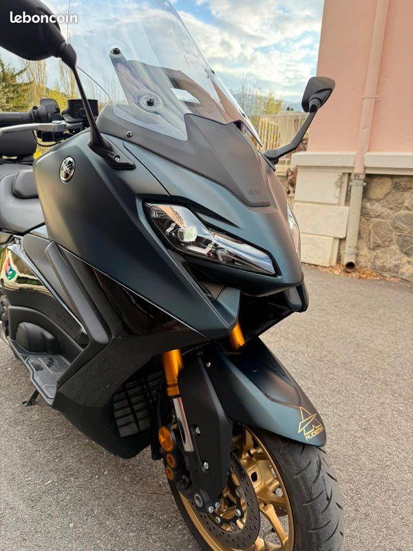 Yamaha TMAX tech Max 560 2024 (image 1)