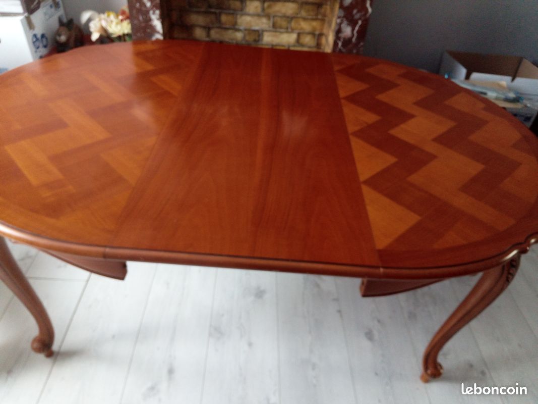 Table (image 1)