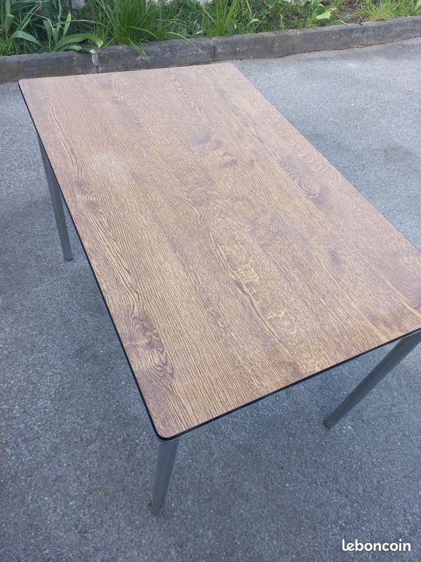 Table rectangulaire en formica (image 2)