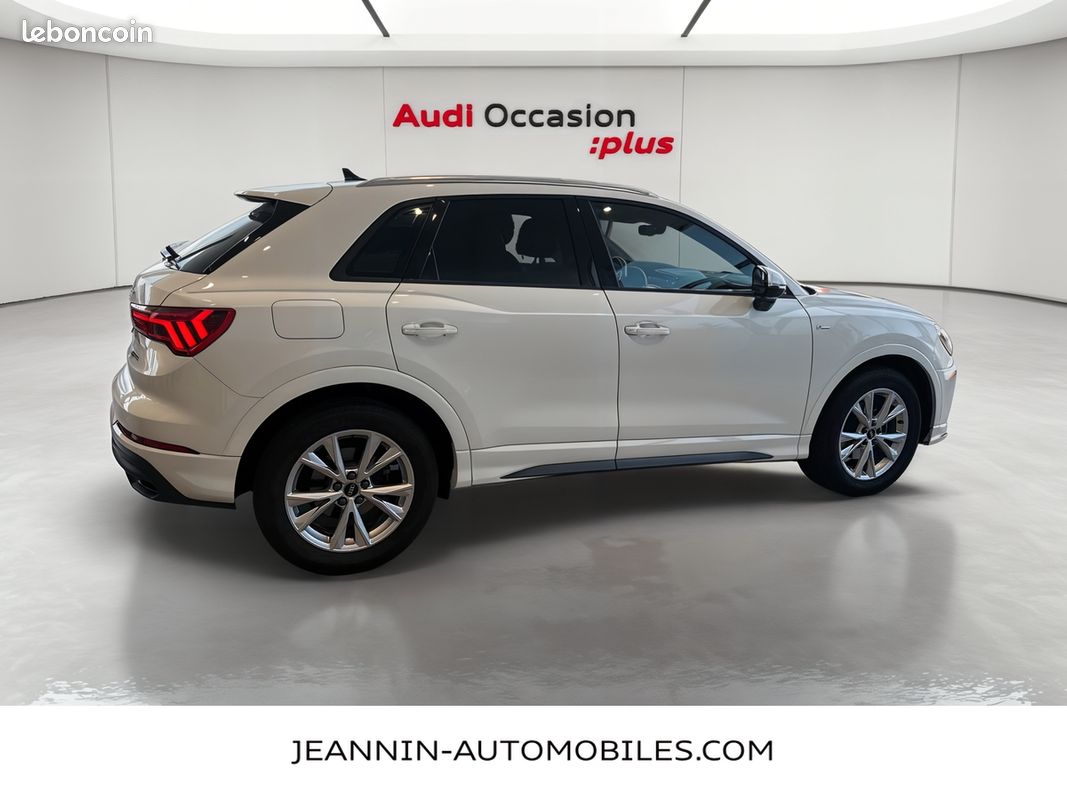 AUDI Q3 35 TFSI 150 ch S tronic 7 S line (image 6)