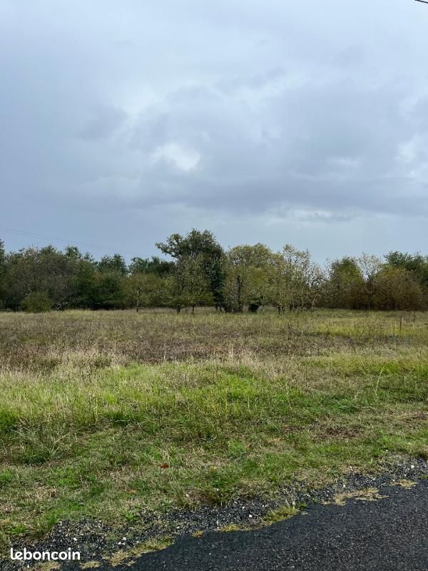 Terrain 512 m² Saint Germain Du Puch · à Saint-Germain-du-Puch · 103 000 €