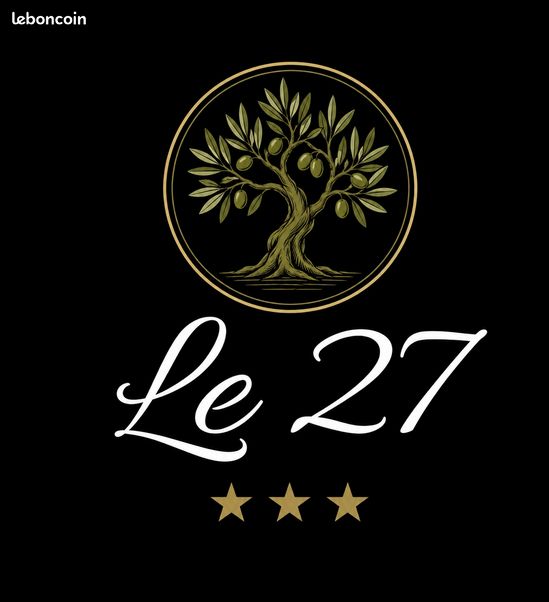 Appartement rez-de-jardin, piscine, proche plage, climatisation et Wifi, quartier paisible des Bormettes (image 17)
